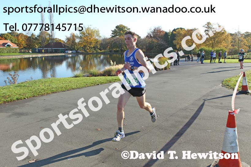 Newcastle Town Moor Half Marathon, Newcastle Town Moor Marathon and Half Marathon. Photo: David T. Hewitson/Sports for All Pics